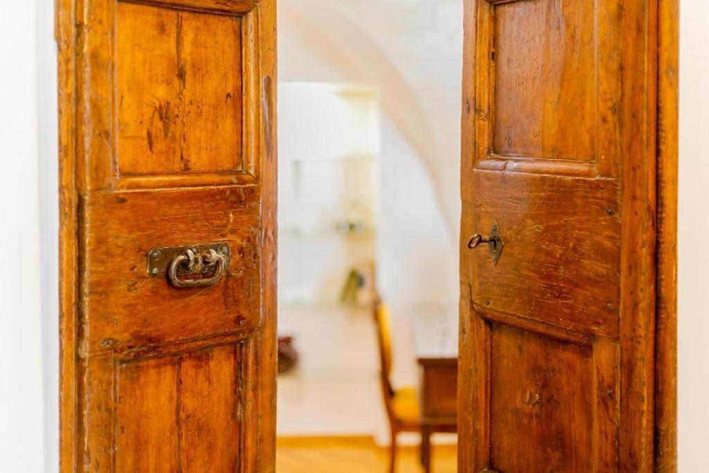 Villa Palazzo Di Citta Bari Esterno foto